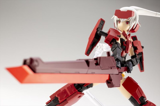 コトブキヤ、「フレームアームズ・ガール 迅雷」と「ウェポンユニット